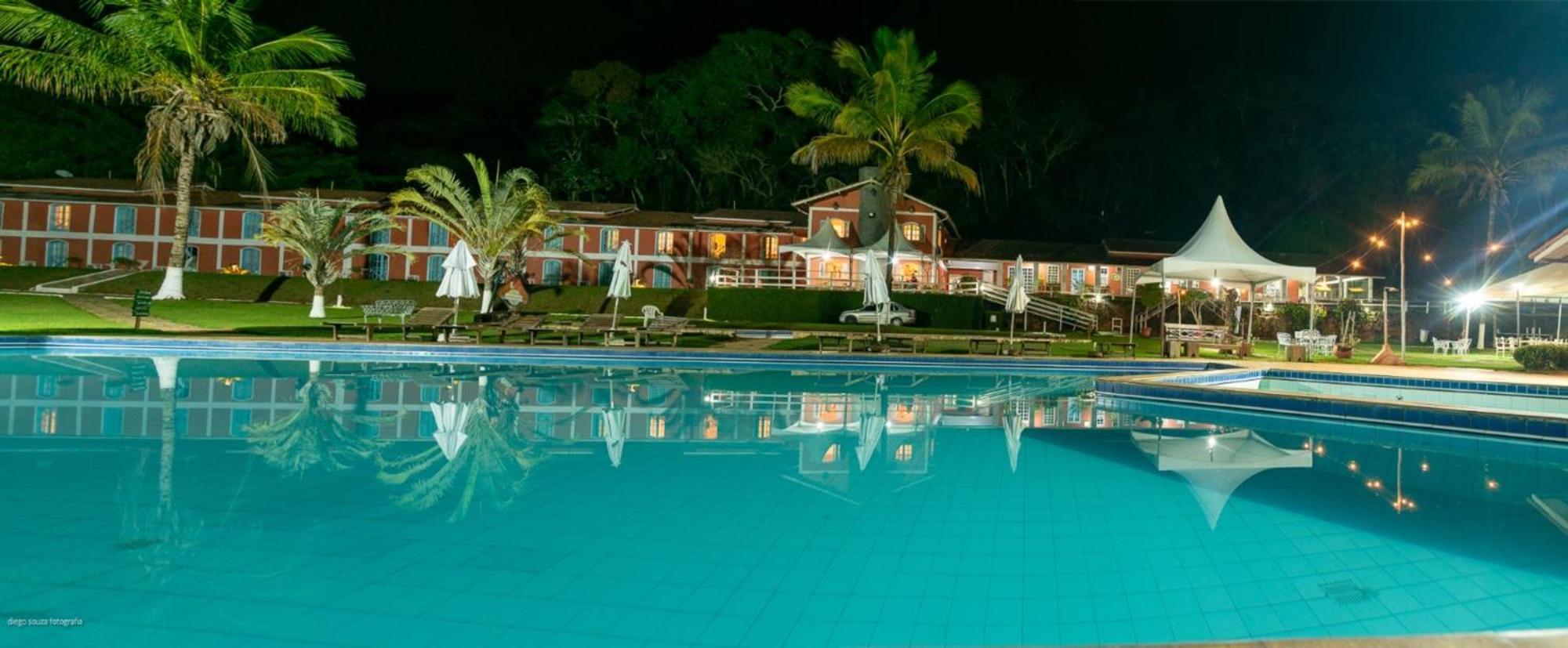 Hotel Fazenda Cachoeiras De Cavaru Васорас Экстерьер фото